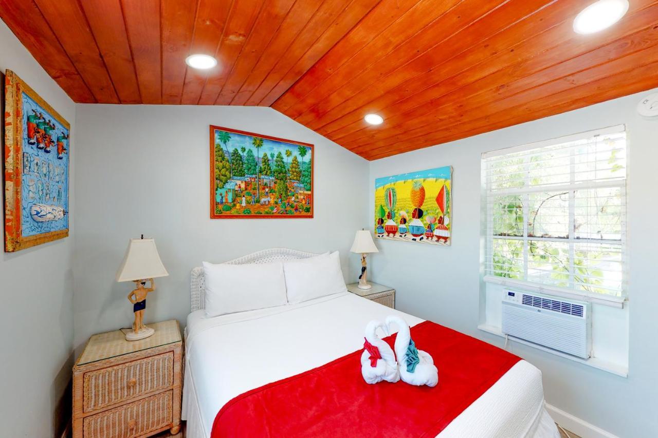 Truman @ Duval Key West Room photo